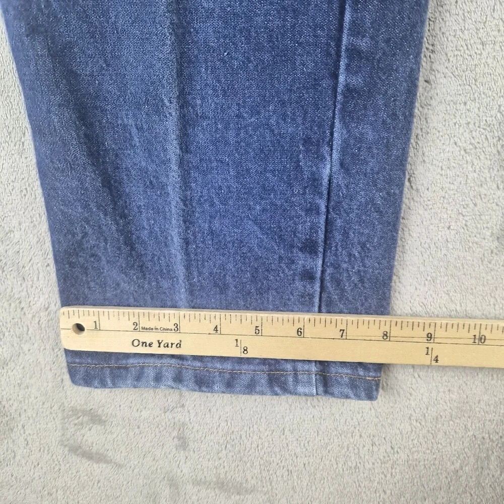 Vintage Wrangler Jeans Mens 32x34 Blue Denim 100% Cotton Western Cowboy Made USA